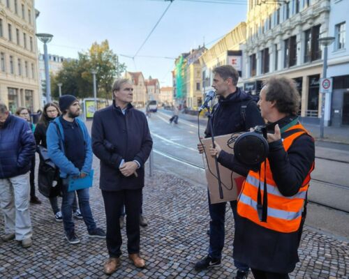 Wir Ökolöwen haben gemeinsam mit dem Fuss e.V. einen Rundgang mit Leipzigs Oberbürgermeister Burkhardt organisiert