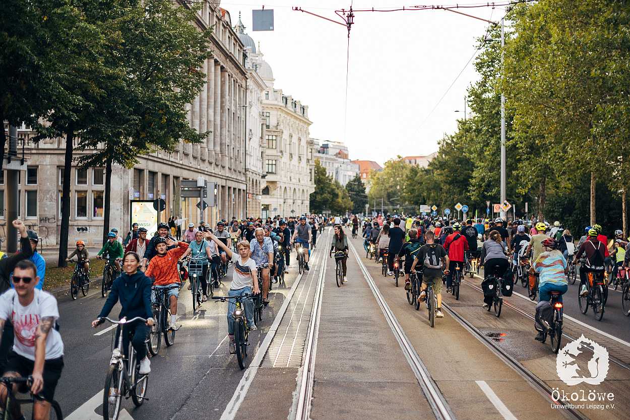Mehr als 6.000 fröhliche Radler:innen eroberten auf der Leipziger RADNACHT 2025 den Innenstadtring Mehr als 6.000 fröhliche Radler:innen eroberten auf der Leipziger RADNACHT 2025 den Innenstadtring